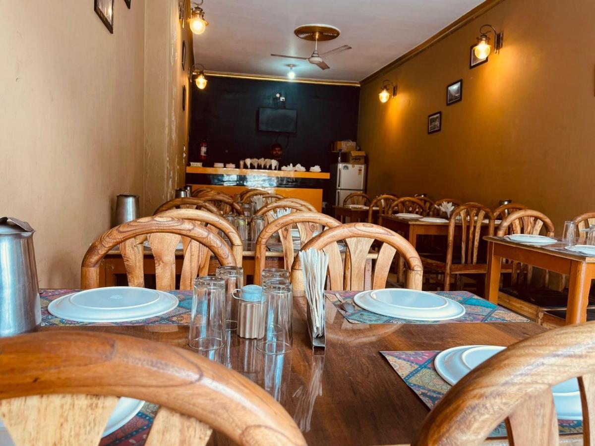 Hotel Silver Land-manali 3*