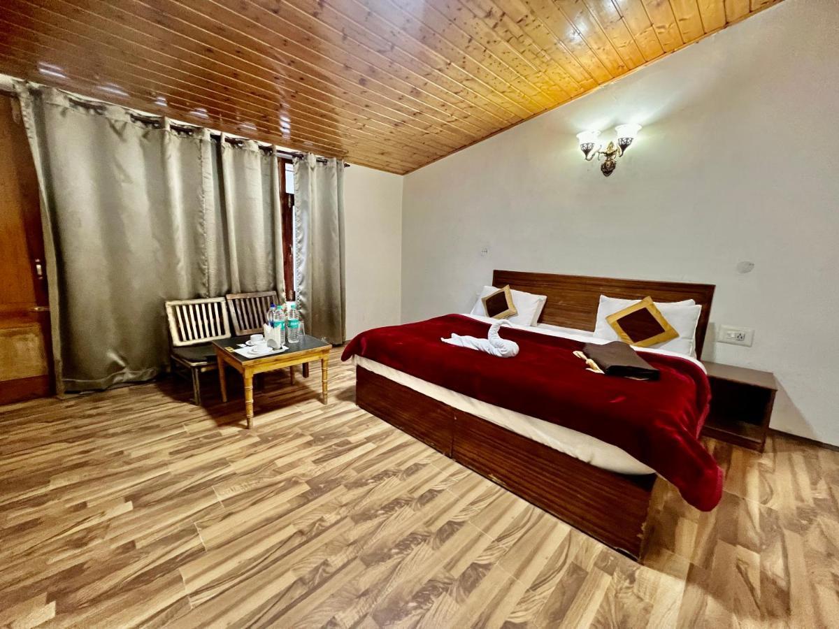 Hotel Silver Land-manali